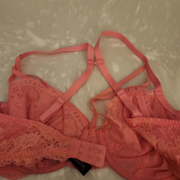 ( SOLD ) La Senza bra - Picture 2 of 3